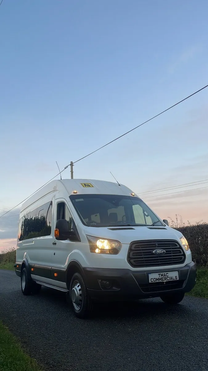 2017 FORD TRANSIT 460 - Image 1