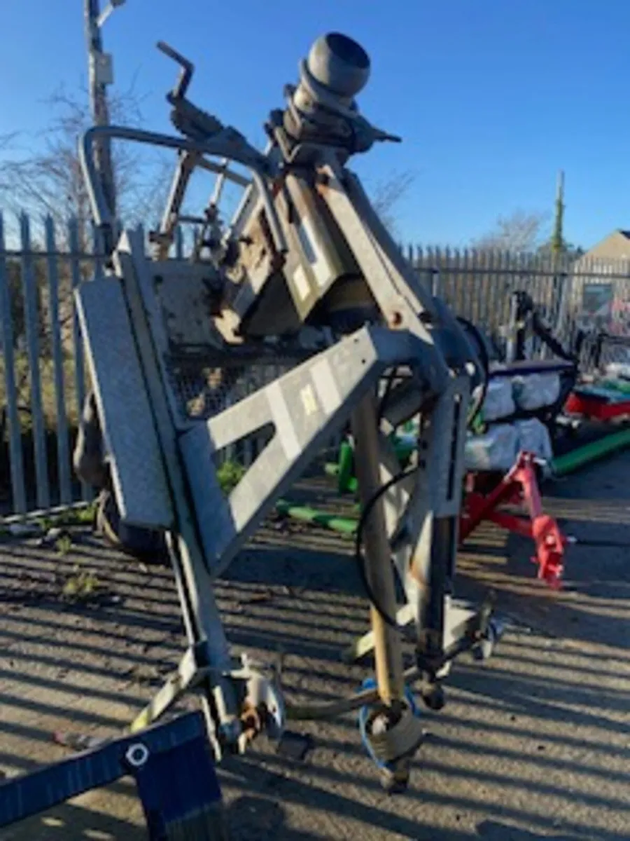 Abbey Agiator - Image 1