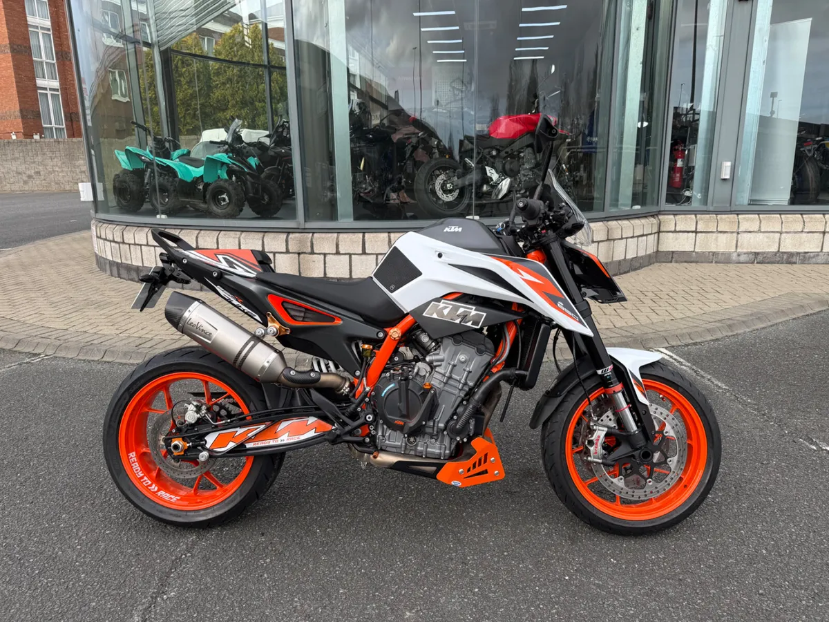 KTM 890 Duke R - Image 1