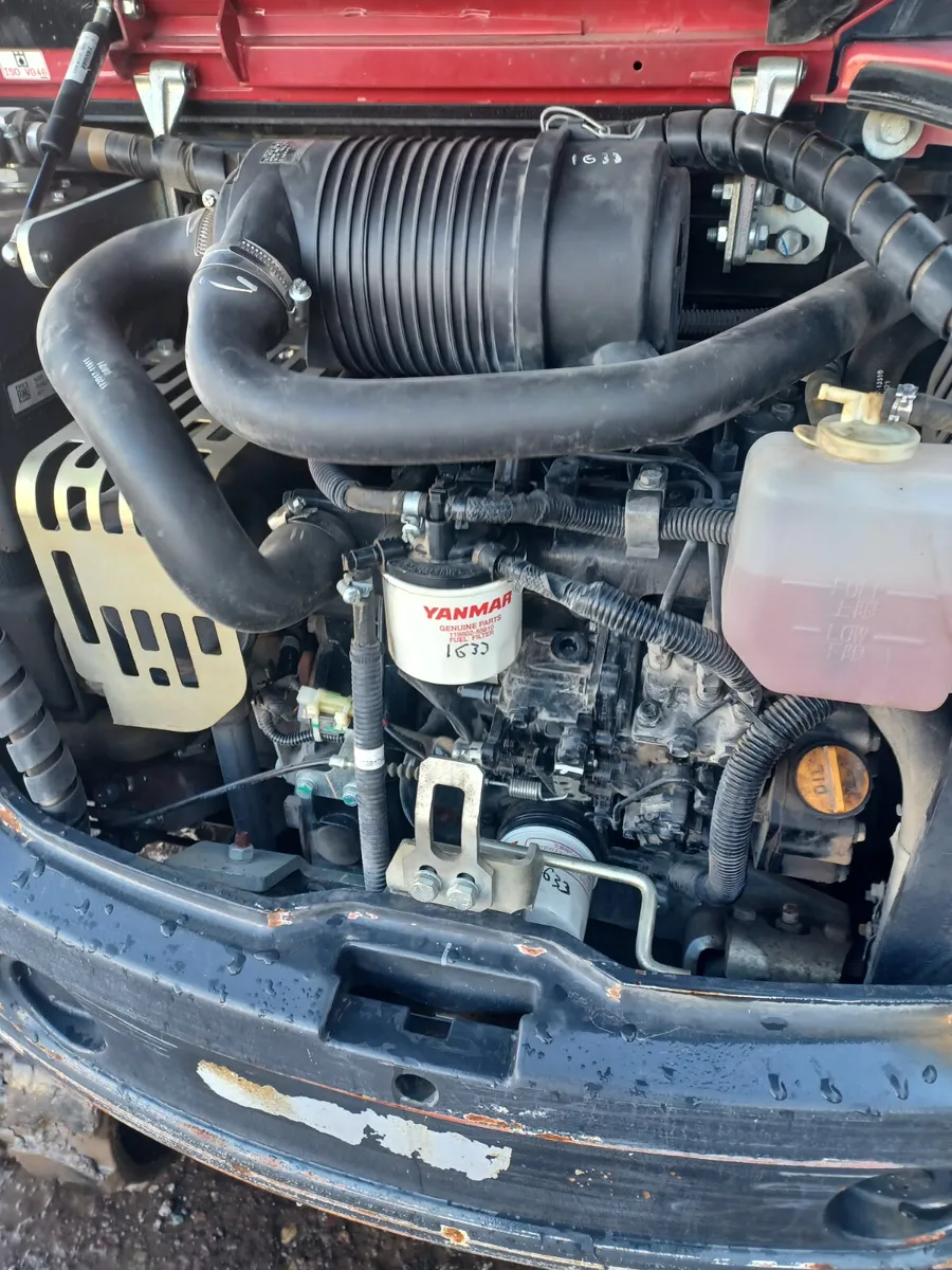 Yanmar SV26 - Image 4