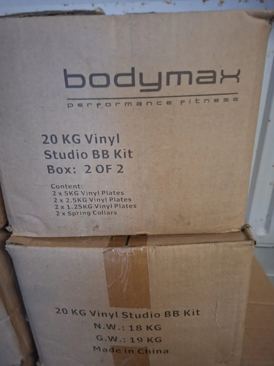 ** Various Gym Equipment ** - Image 1