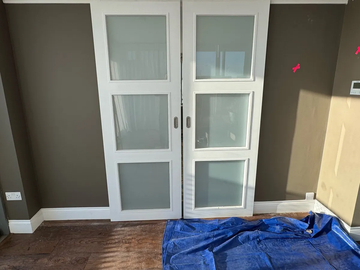 Double sliding doors - Image 2