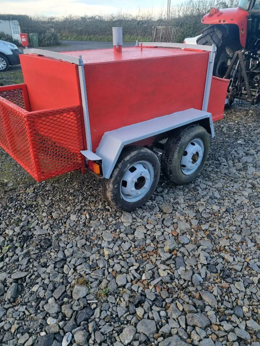 Fuel bouser - Image 1