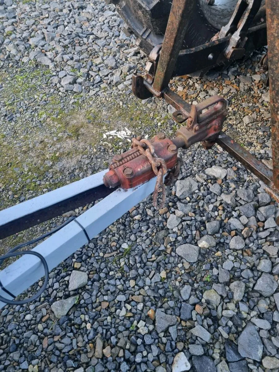 Fuel bouser - Image 4