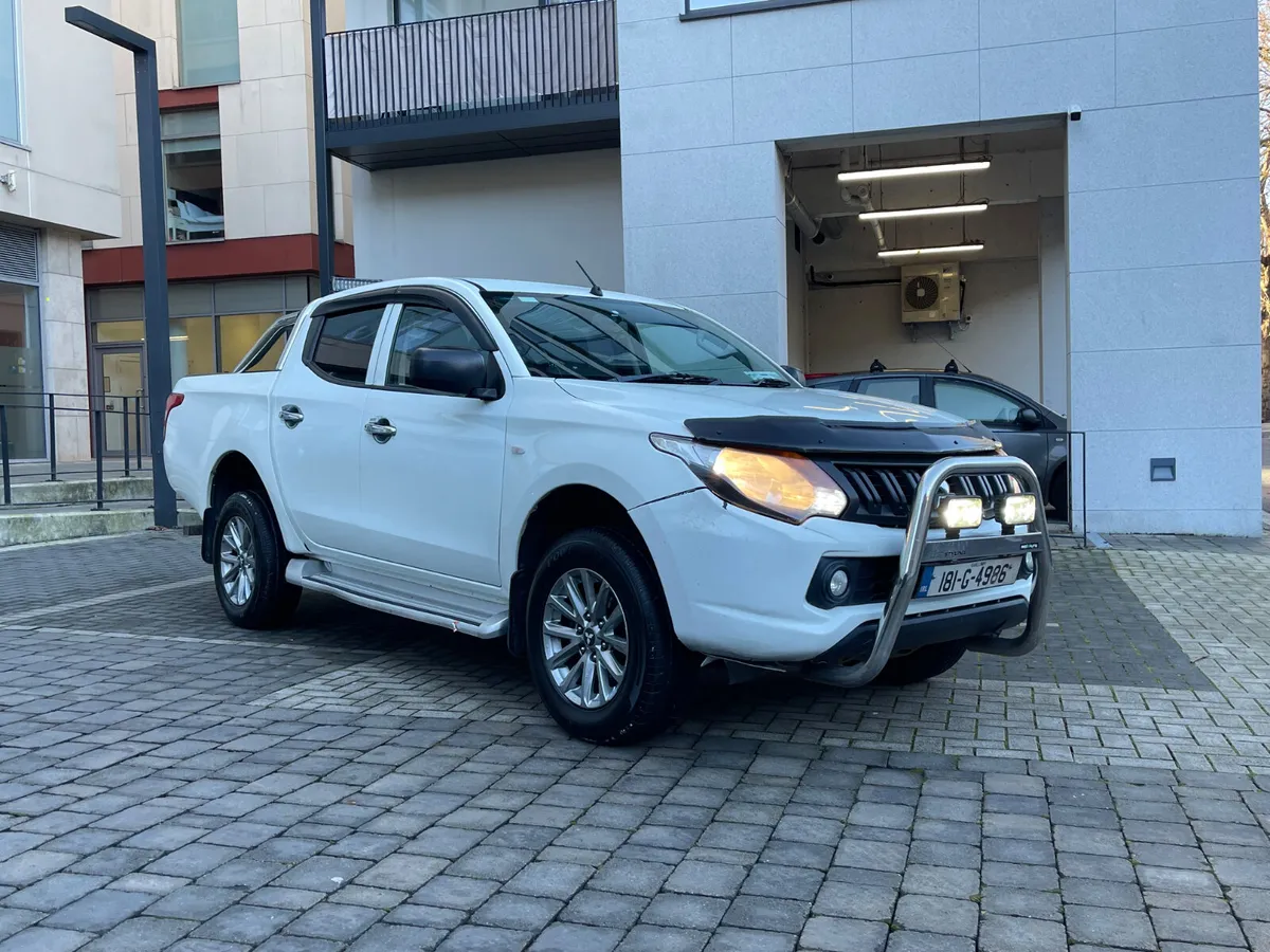 Mitsubishi L200 2018 - Image 1