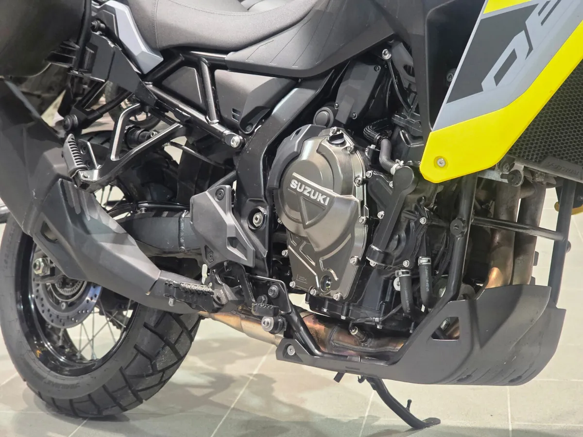 Suzuki DL800DE V-Strom - Image 4