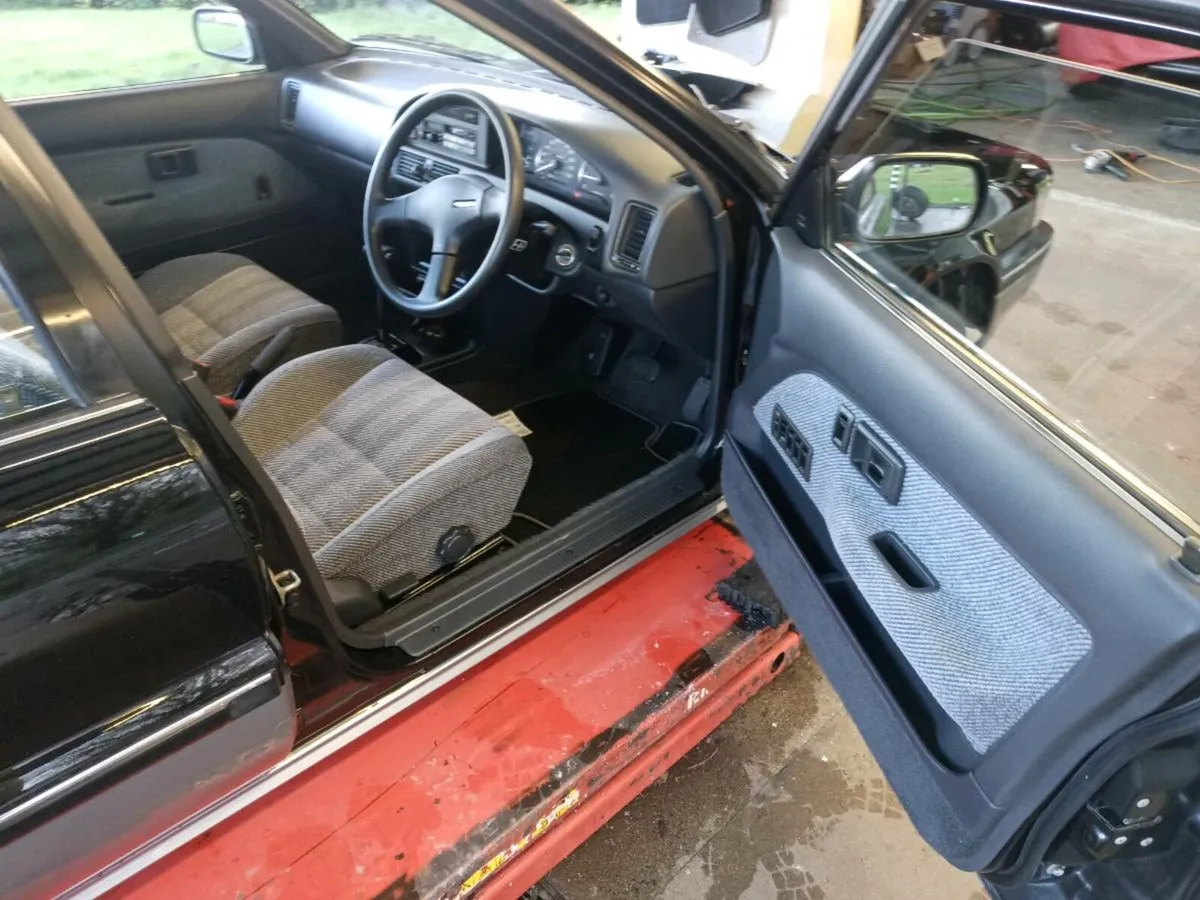 Toyota Corolla sprinter executive - Image 4