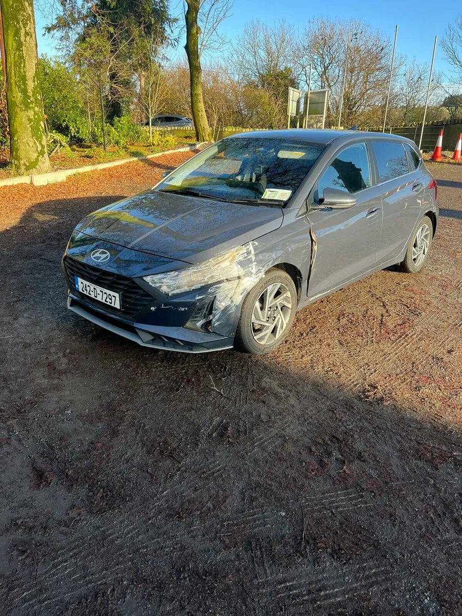 Hyundai i20 Deluxe Plus - Image 4
