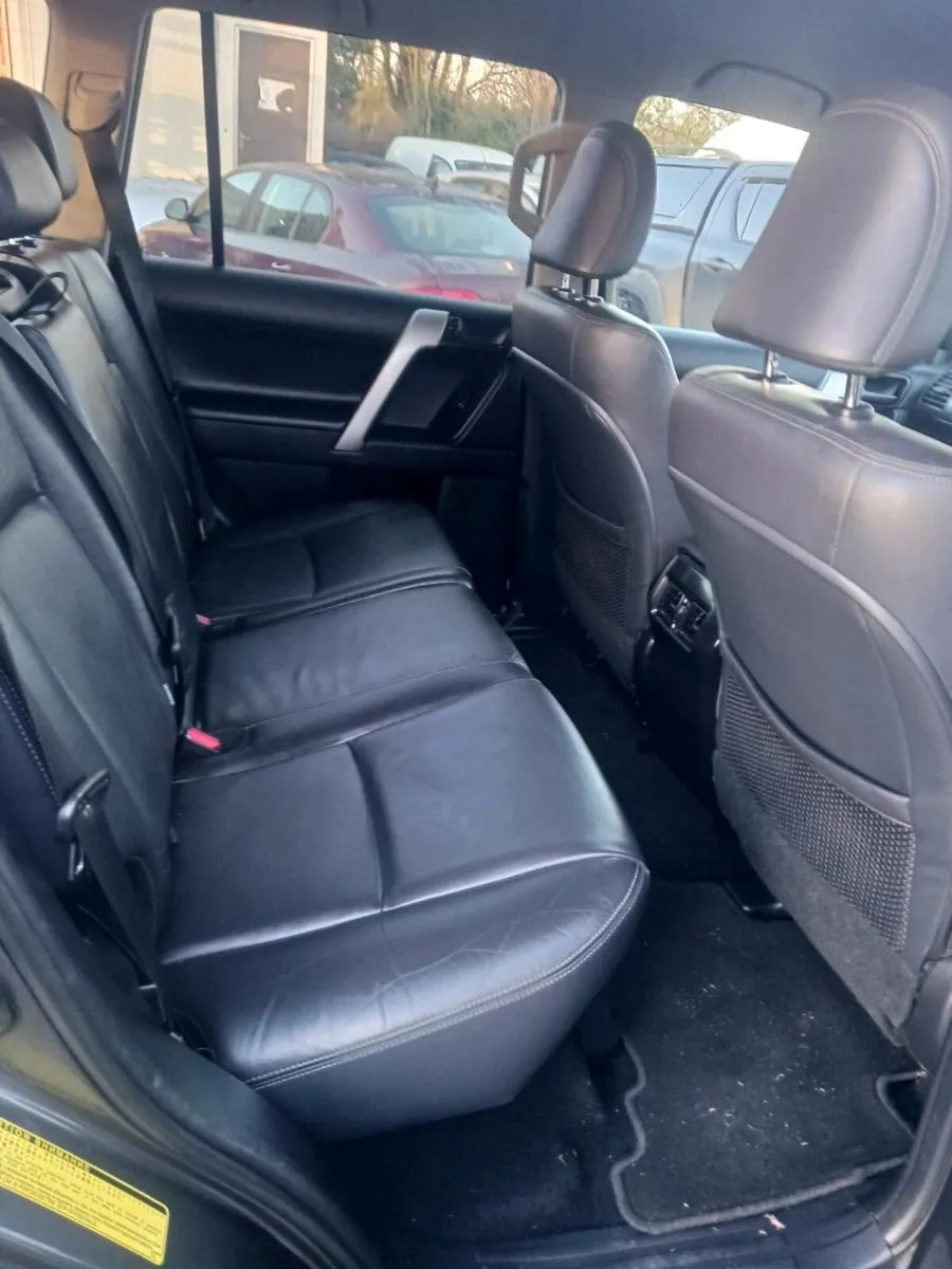 Landcuiser Buisness Class - Image 4