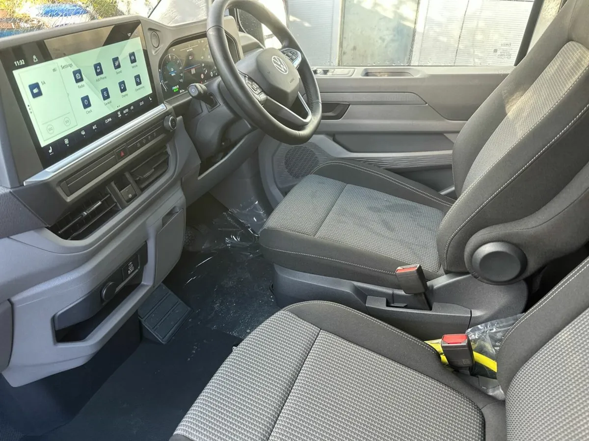 Volkswagen Transporter ELECTRIC TRENDLINE LWB 65kW - Image 3