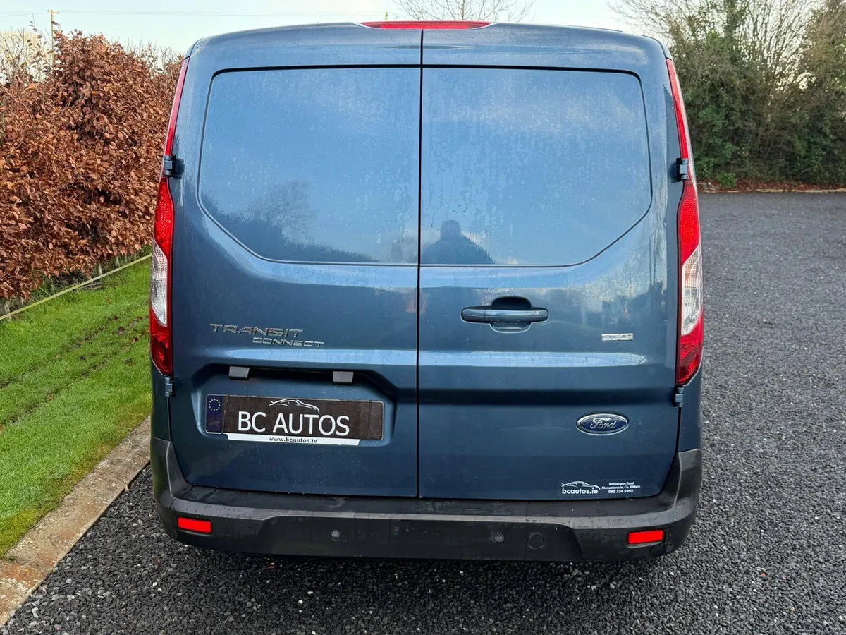 2018 Ford Transit Connect Limited LWB - Image 4