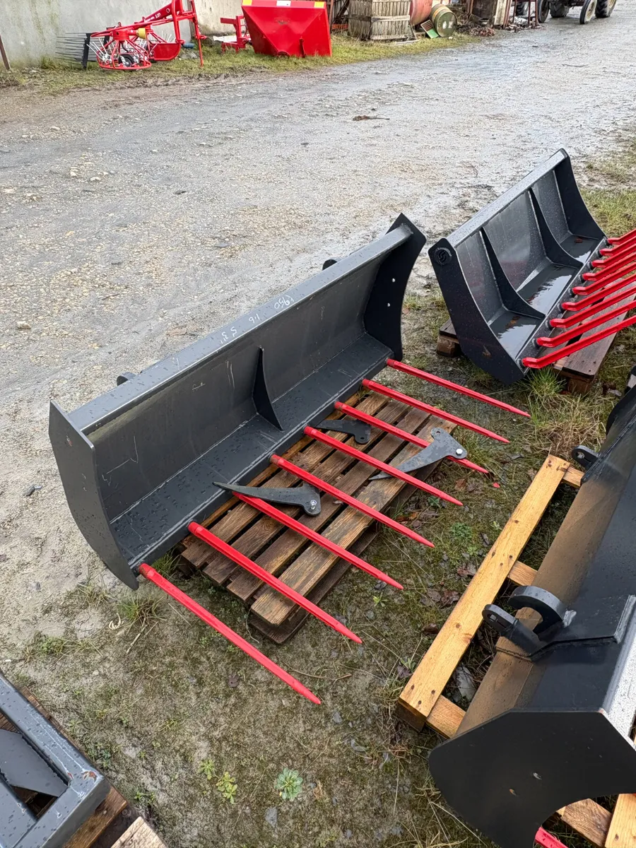 New Intertech Tine Grabs & Dung Forks - Image 3