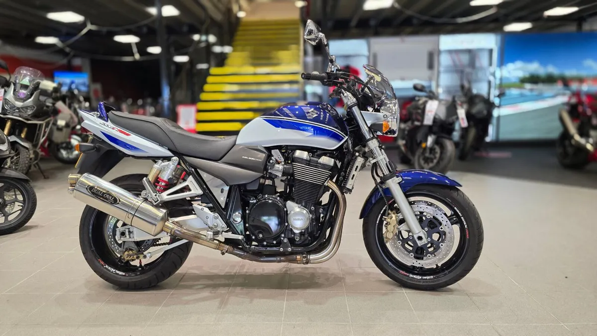 Suzuki GSX1400K5 - Image 2