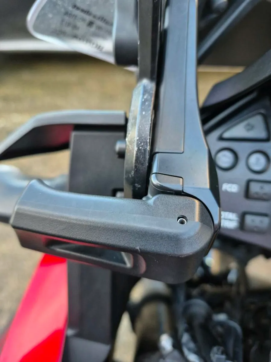 Honda Crosstourer VFR1200X PRICED TO SELL - Image 3