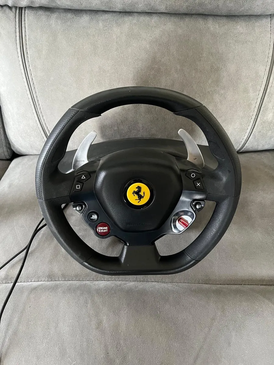 Play station 4 - Image 4