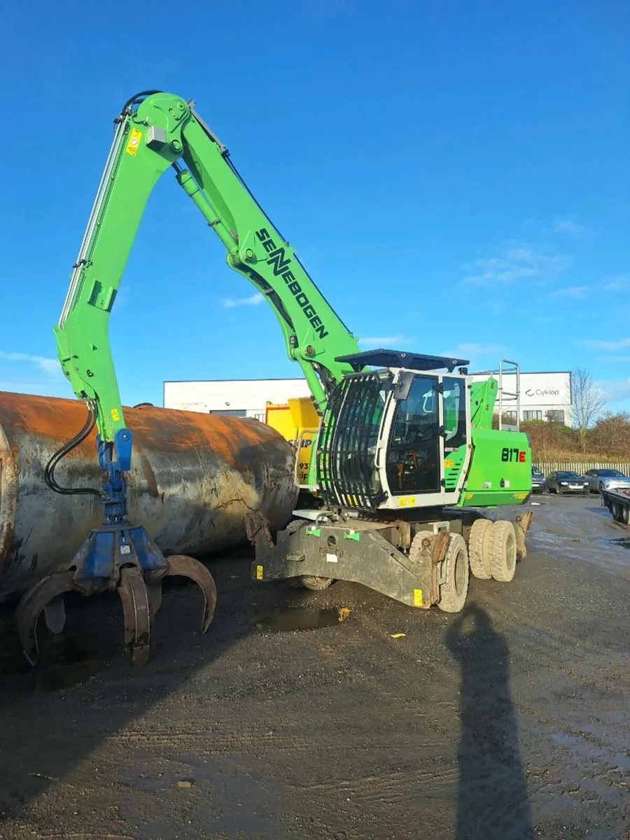 Sennebogen 817 E Material Handler - Image 2