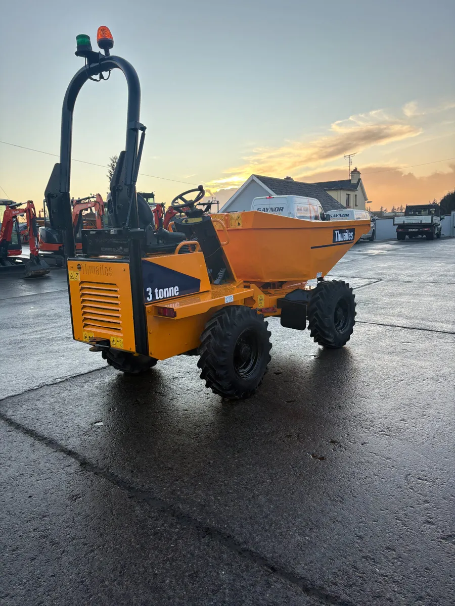 Thwaites 3 ton swivel - Image 2