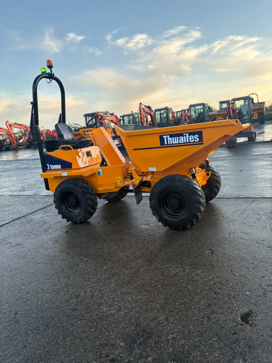 Thwaites 3 ton swivel - Image 3