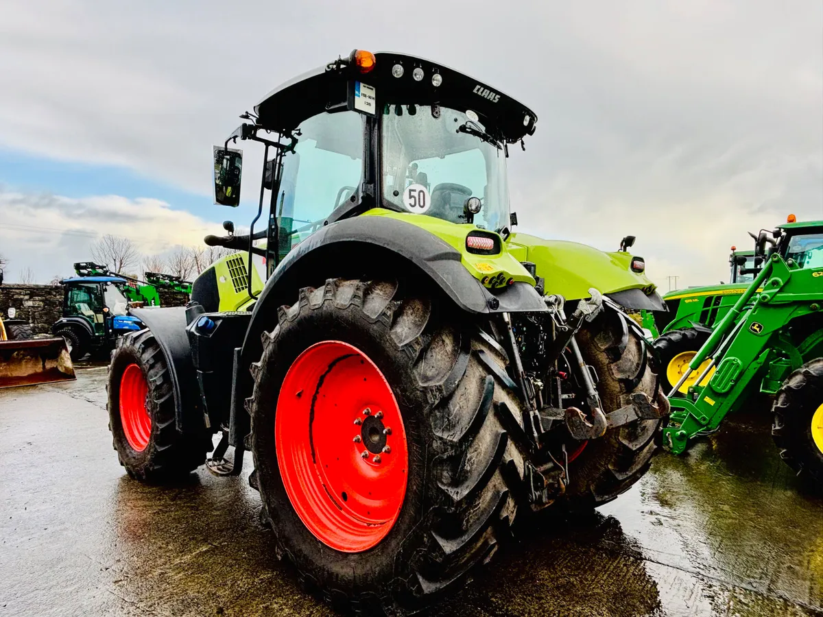 Claas Axion 800 - Image 4