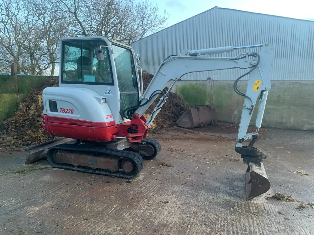 2018 Takeuchi TB230 - Image 1