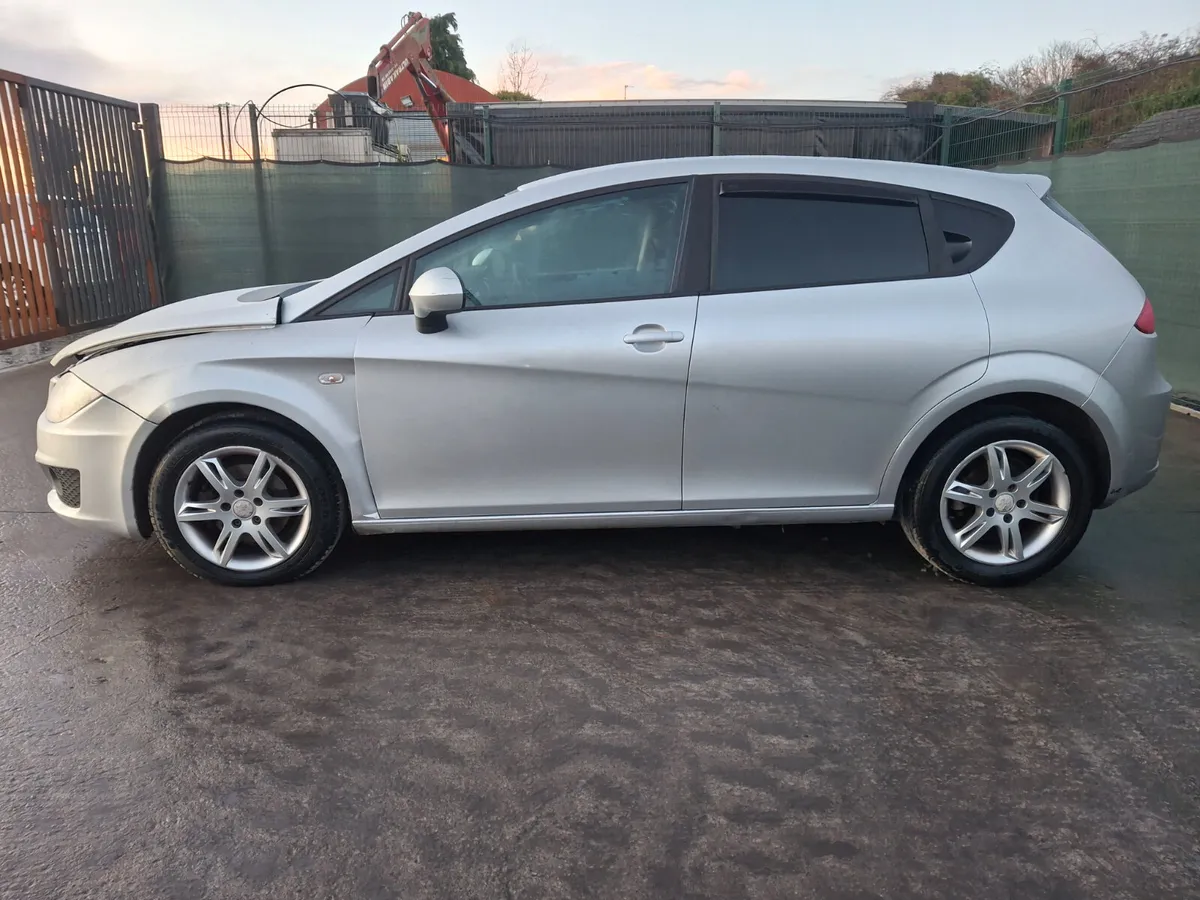 2012 Seat leon  1.6 Tdi - Image 4