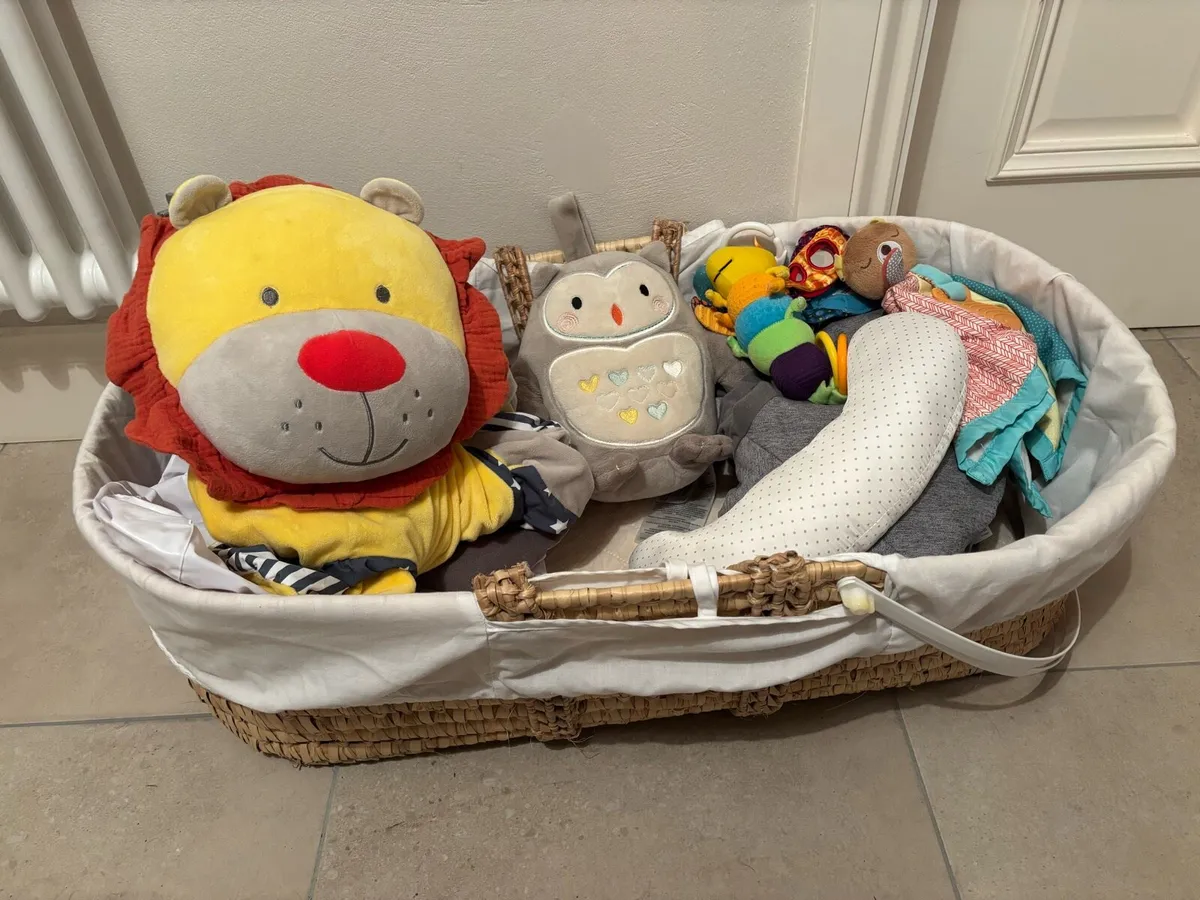 Baby bundle with brand names - in good condition - Image 4