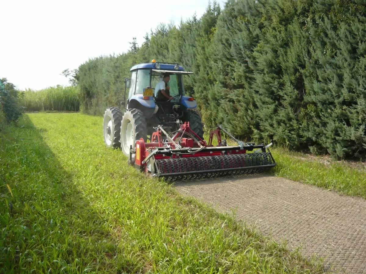 Stone burier  for reseeding grassland - Image 2