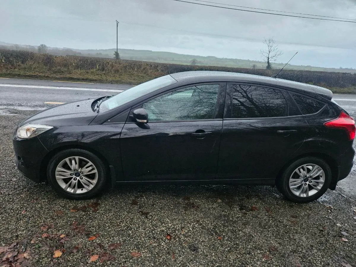 Ford Focus Car Van - Image 3