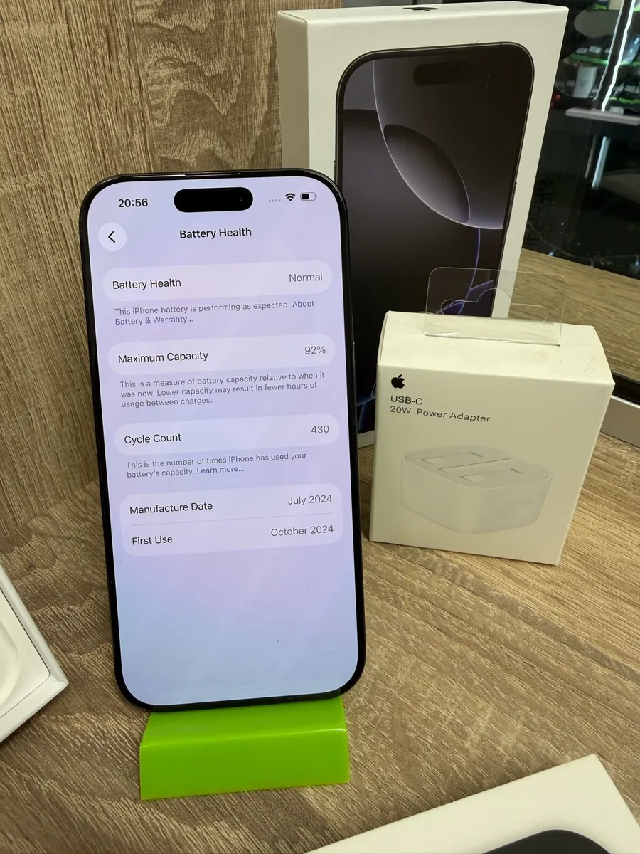 16 Pro 1TB Like New in Box Full Bundle Xmas Deal! - Image 4