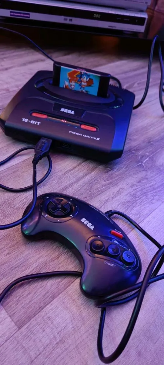 Sega Mega Drive 2 - Image 4