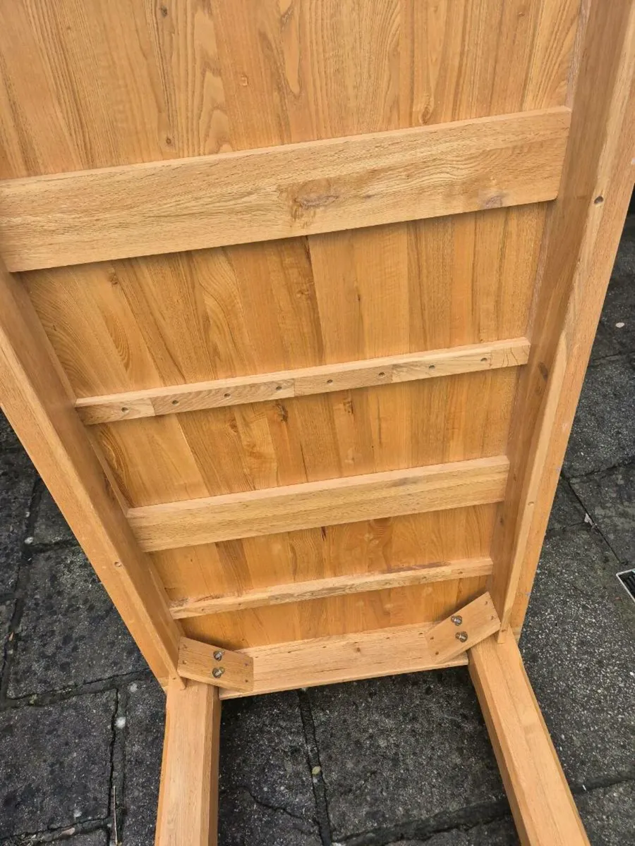 Kitchen Table - Image 3