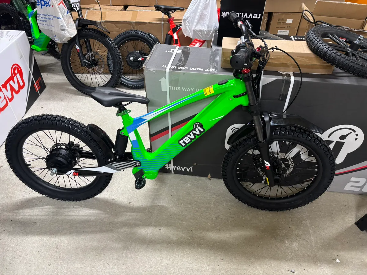 20" Revvi bikes - Image 1