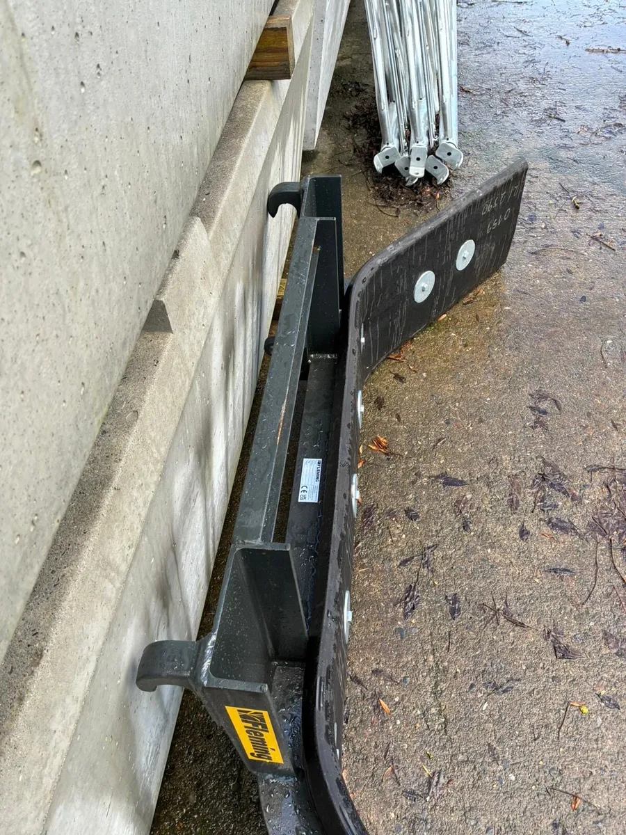 Fleming front loader yard scraper - Image 3