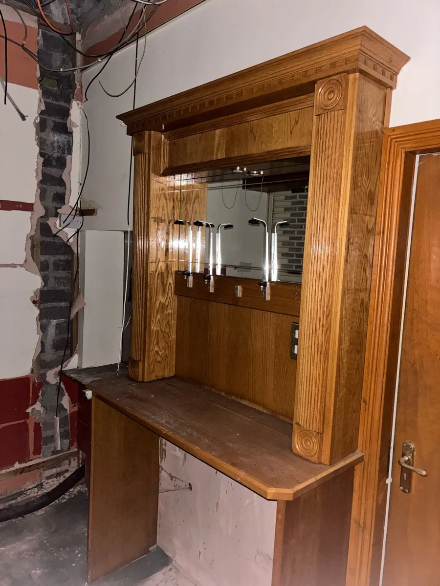 Elegant Solid Wood Bar from Prestigious Golf Club - Image 3