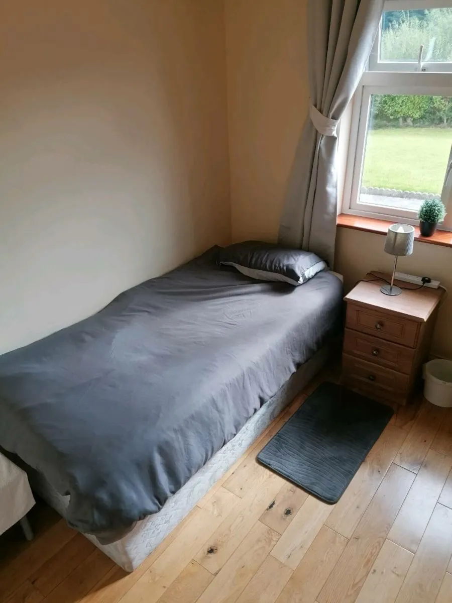 Room to share - Image 1