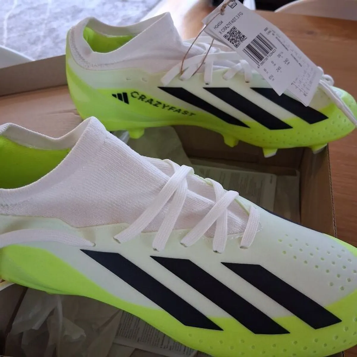 football boots- prices in detail of each - Image 1