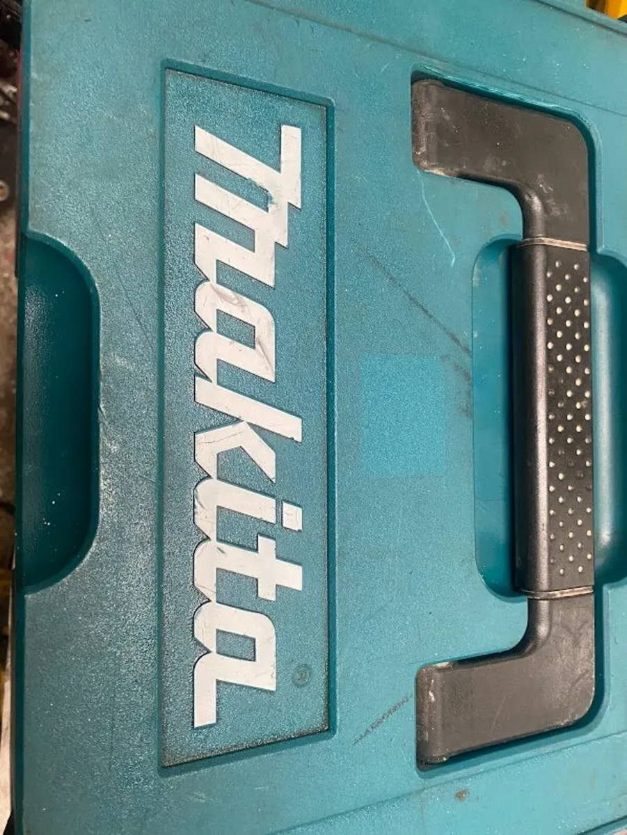 Makita 18v Grinder - Image 3
