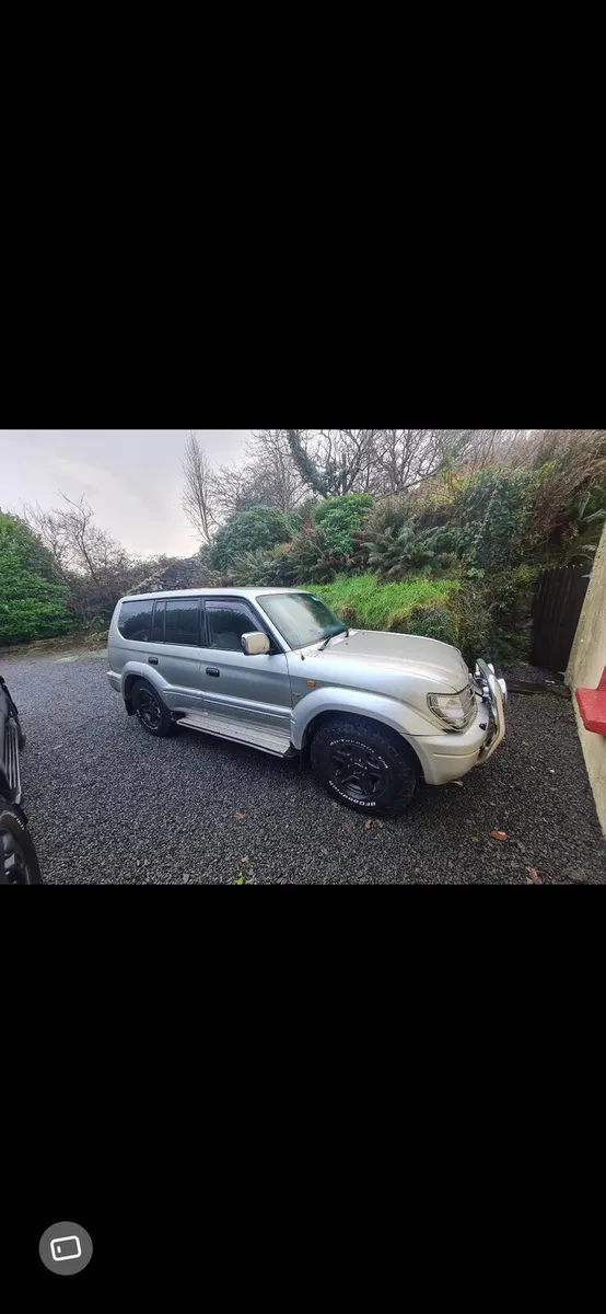 Jeep interior - Image 1