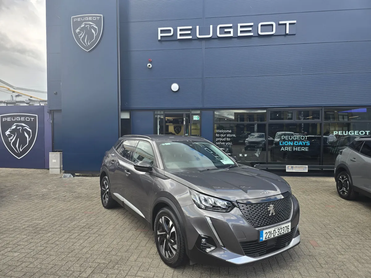 2022 Peugeot 2008 Allure COMMERCIAL - Image 2
