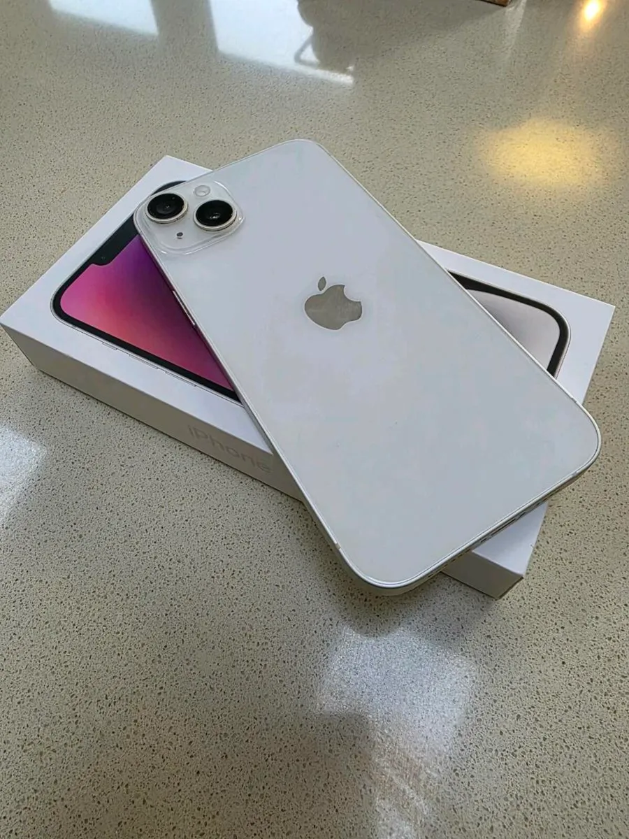 iPhone 14 plus unlocked - Image 4