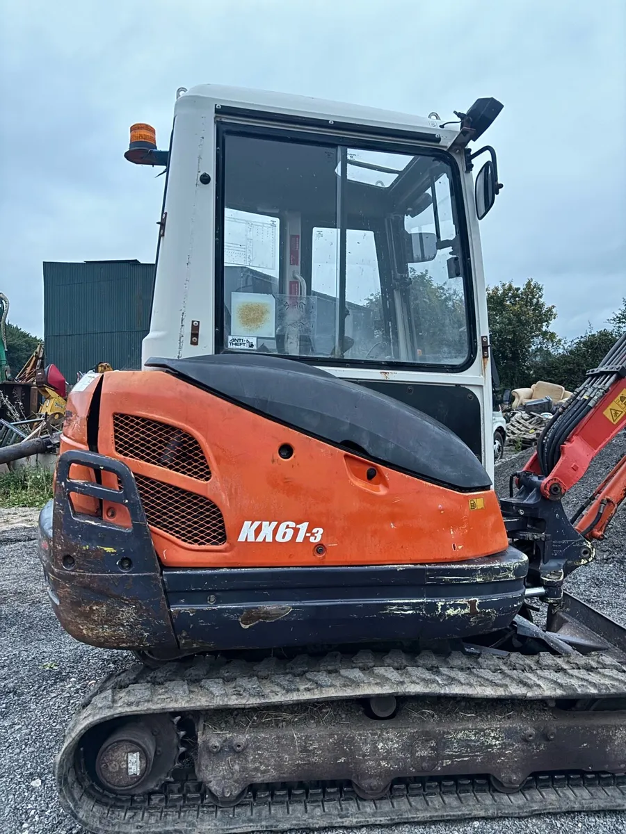 Kubota KX61-3 mini digger - Image 4