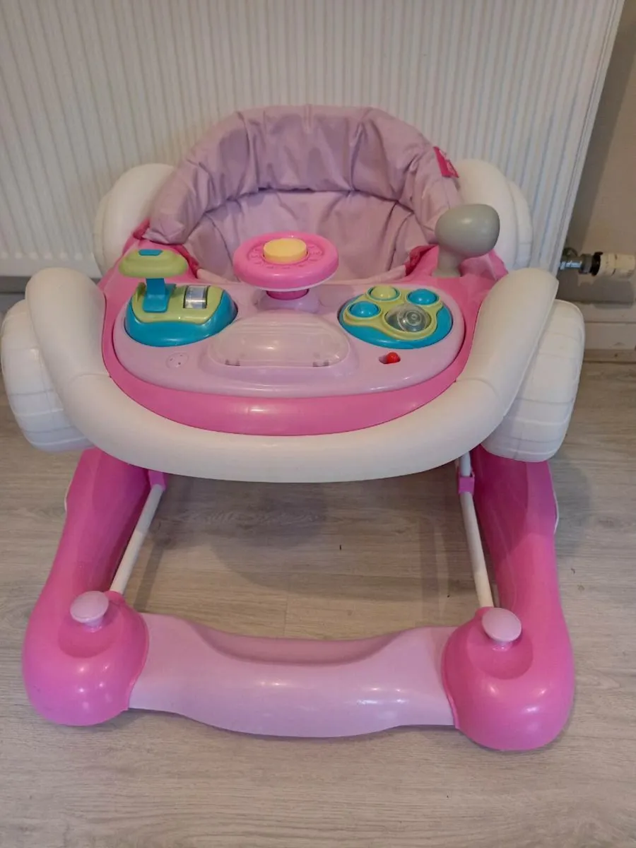 My child baby's walker - Image 1