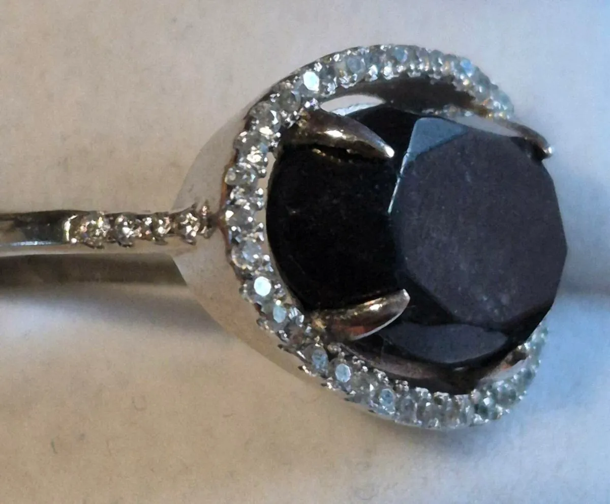 925 Silver, CZ & Black Crystal Ring (Size O) - Image 2