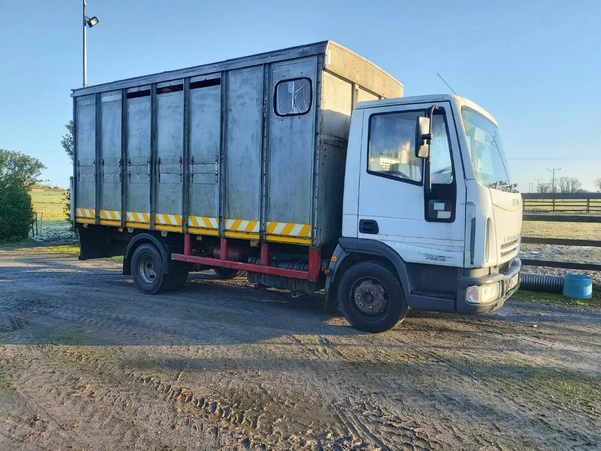 Iveco 2004 - Image 1