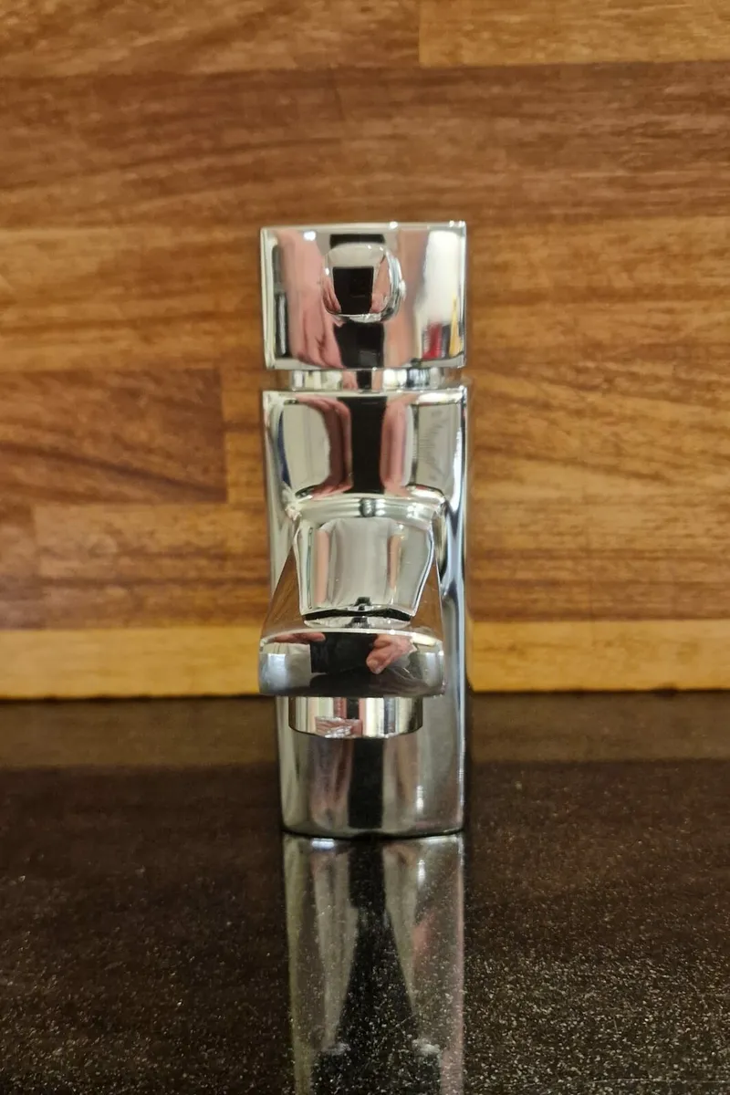 Quartz Basin Mixer Chrome - Image 3