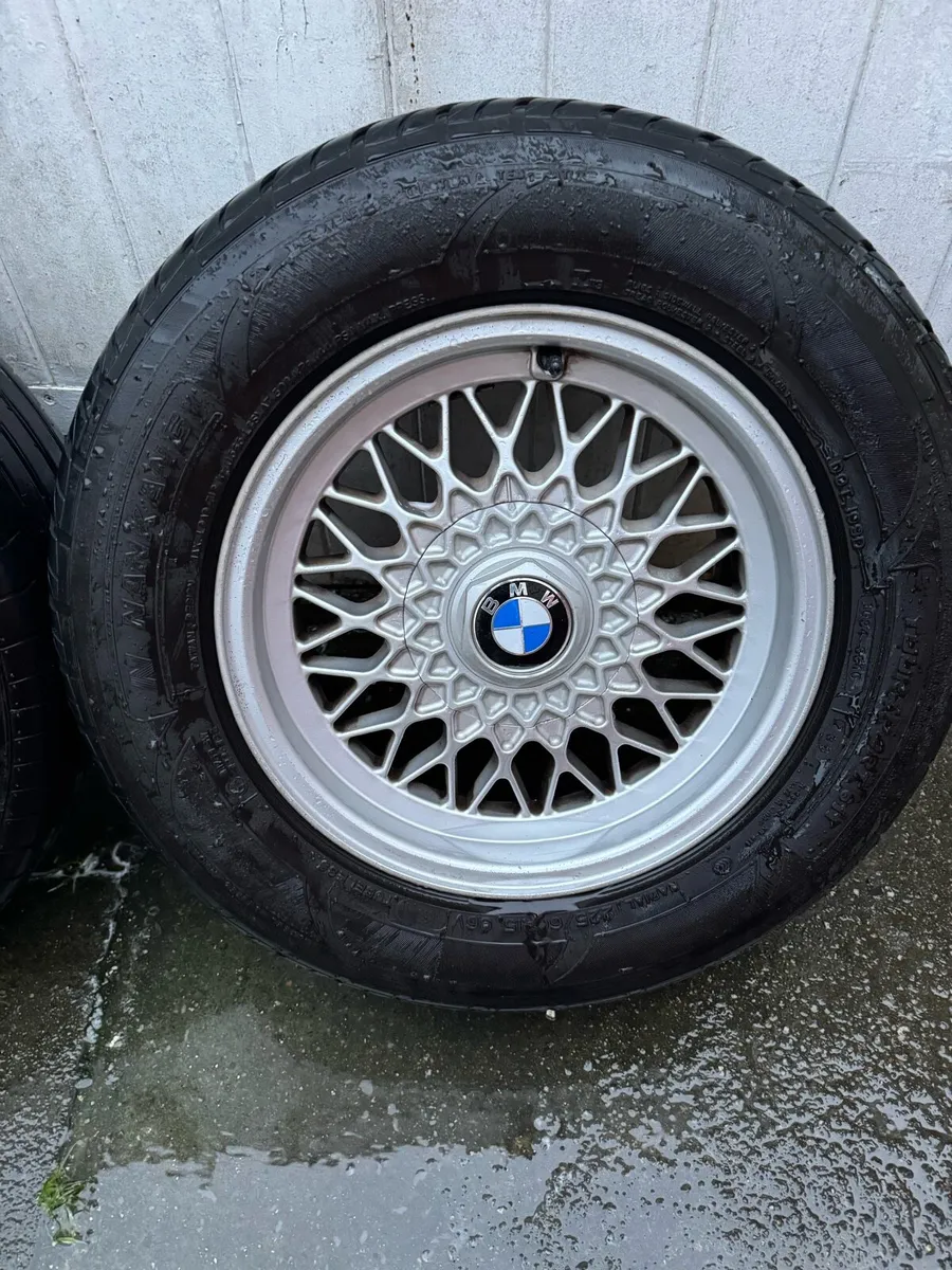 Bmw alloys with very good tires - Image 3