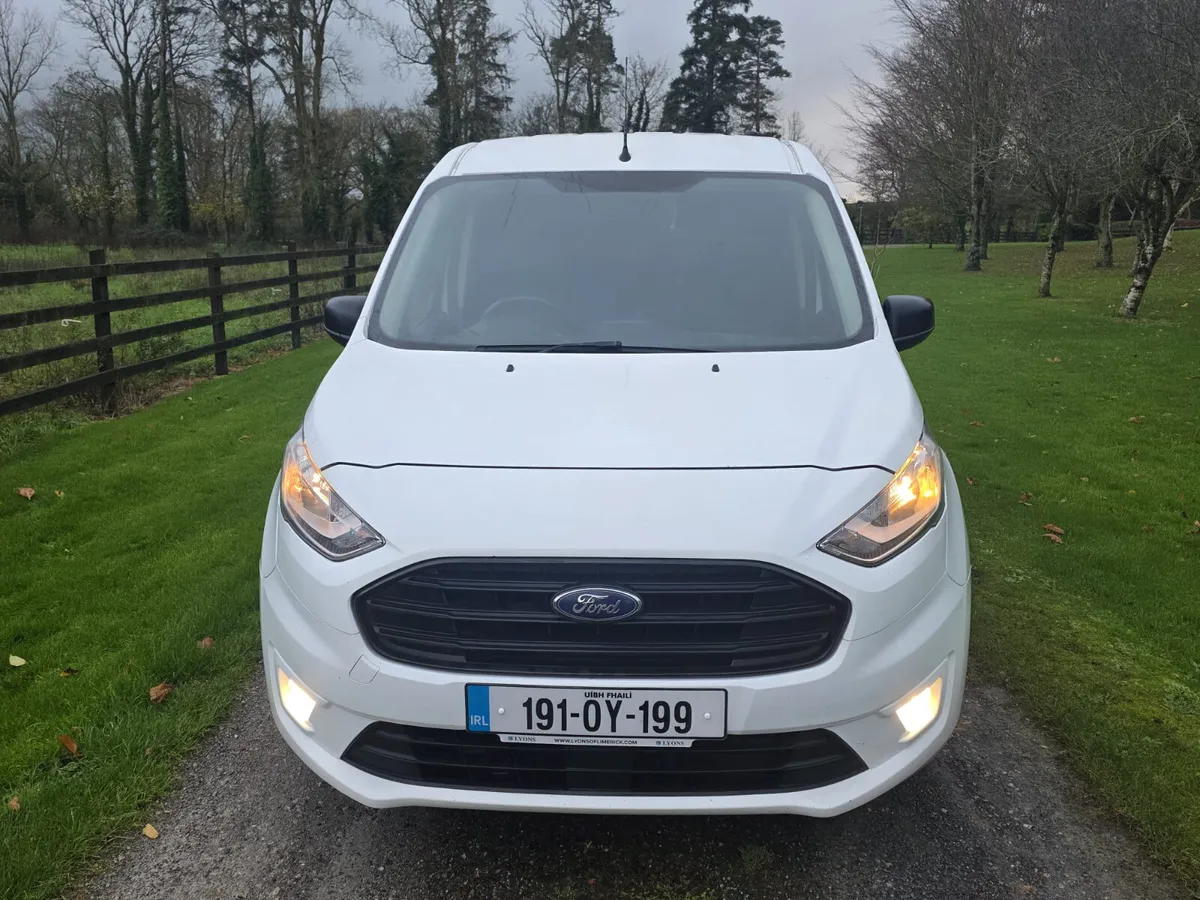 Ford Transit connect 3 Seater van  2019 - Image 3