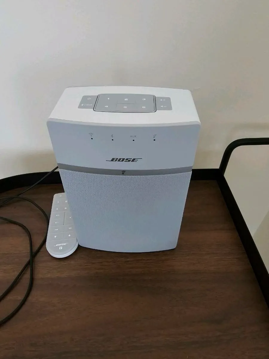 Bose speaker - Image 1