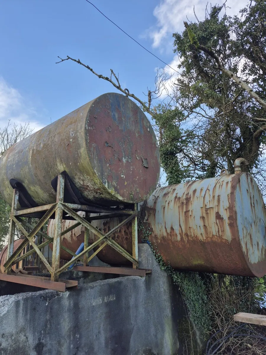 Diesel tanks - Image 1
