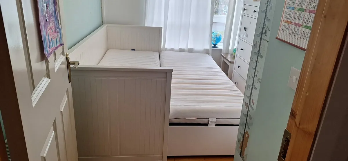 Adjustable Single/Double Bed - Image 3